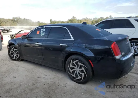 2019 Chrysler 300 Limited из США, поврежденный, VIN 2C3CCAEG4KH683095